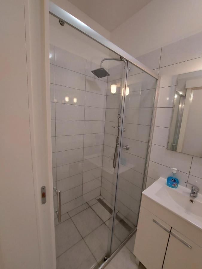 Studio Apartments Ana & Mia Vis Dış mekan fotoğraf