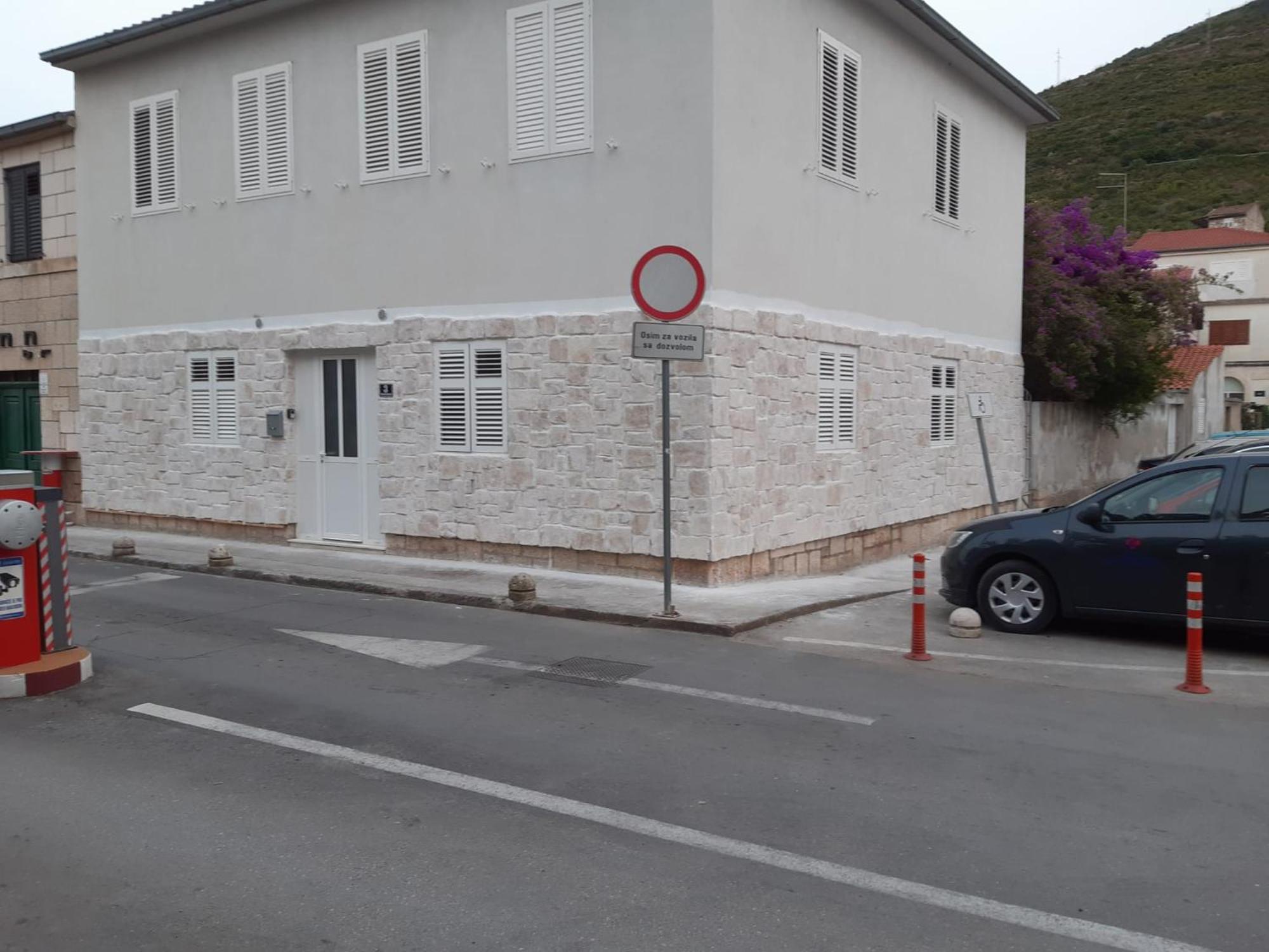 Studio Apartments Ana & Mia Vis Dış mekan fotoğraf