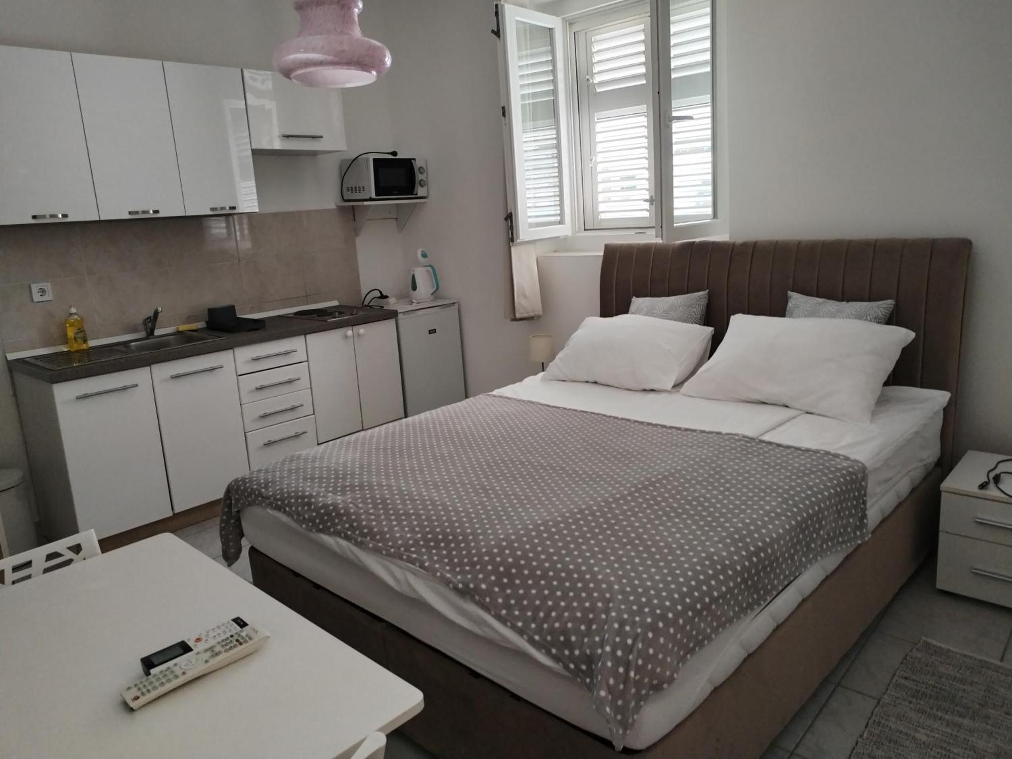 Studio Apartments Ana & Mia Vis Dış mekan fotoğraf